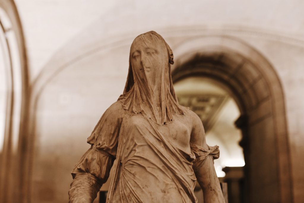Lisa-Mona-Guided-Tour-Paris-Museum-Venus