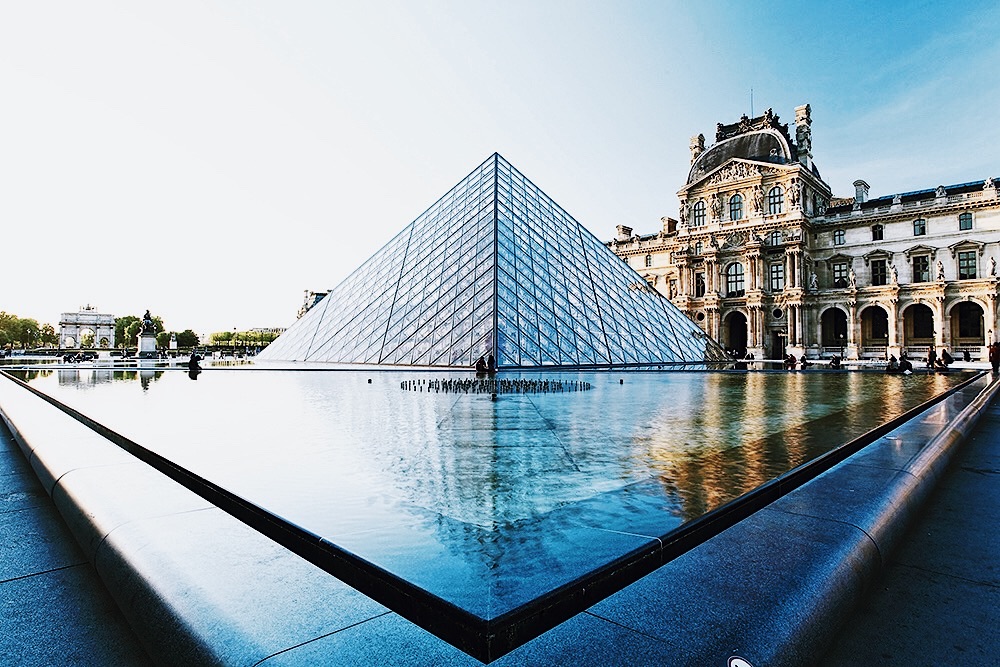 private tour of the louvre museum