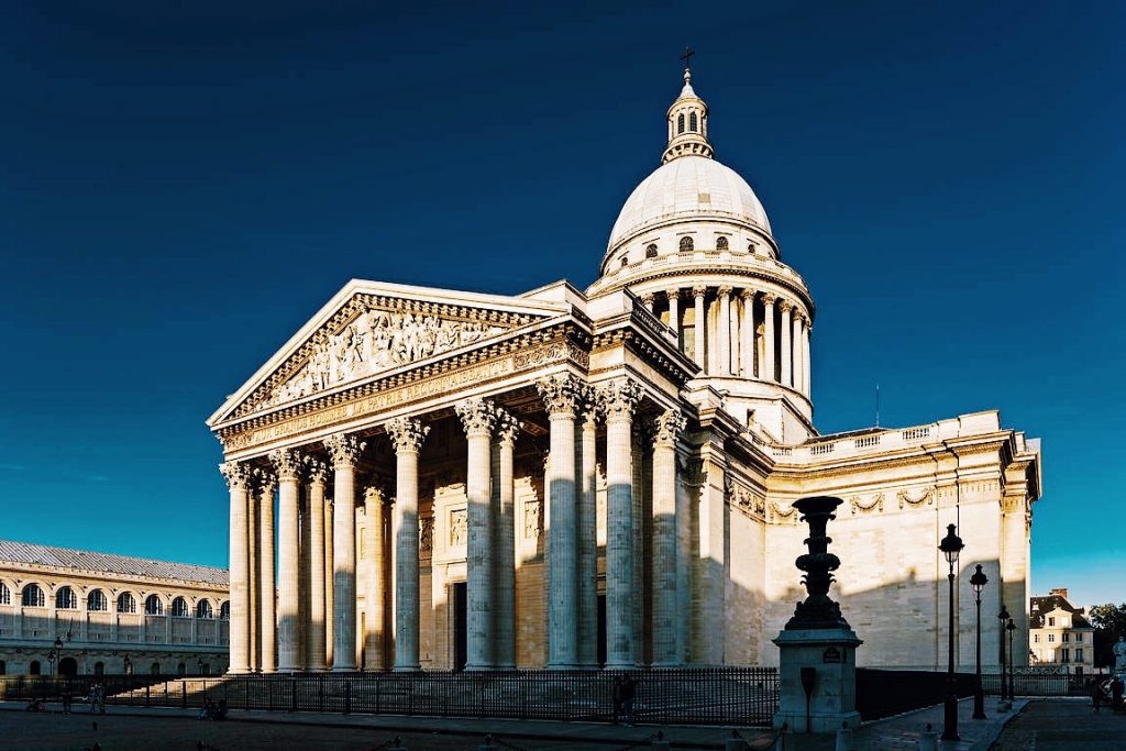 Quarter-Paris-Guided-Latin-Tour